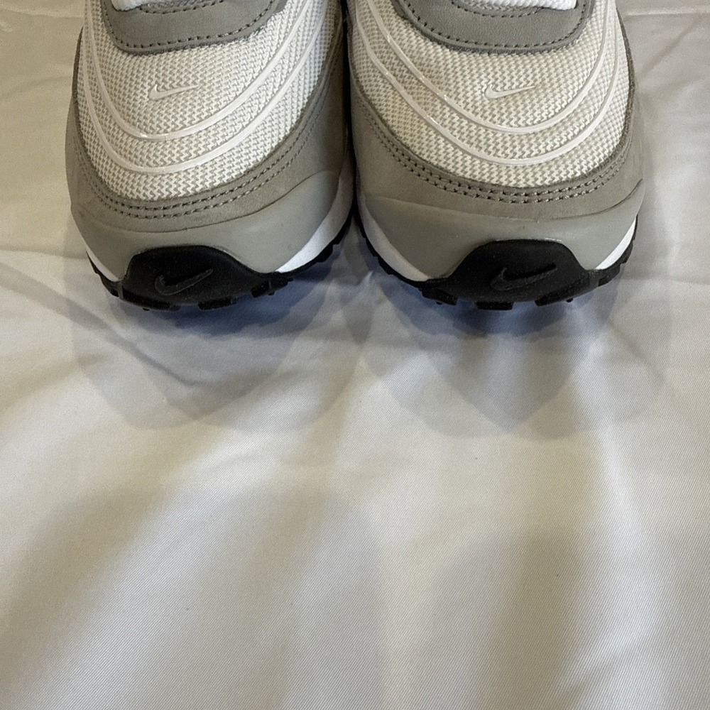New Nike Air Max Verse Oregon Ducks New With Box Sz Men's 7/Women's 8.5 - Picture 6 of 17